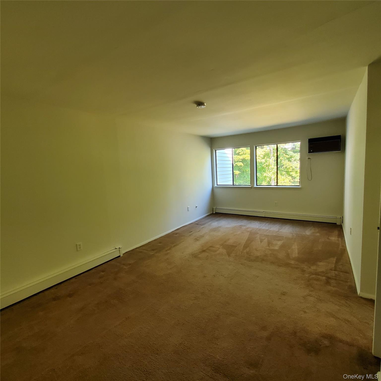 3 Hook Road # 32, Poughkeepsie, NY 12601