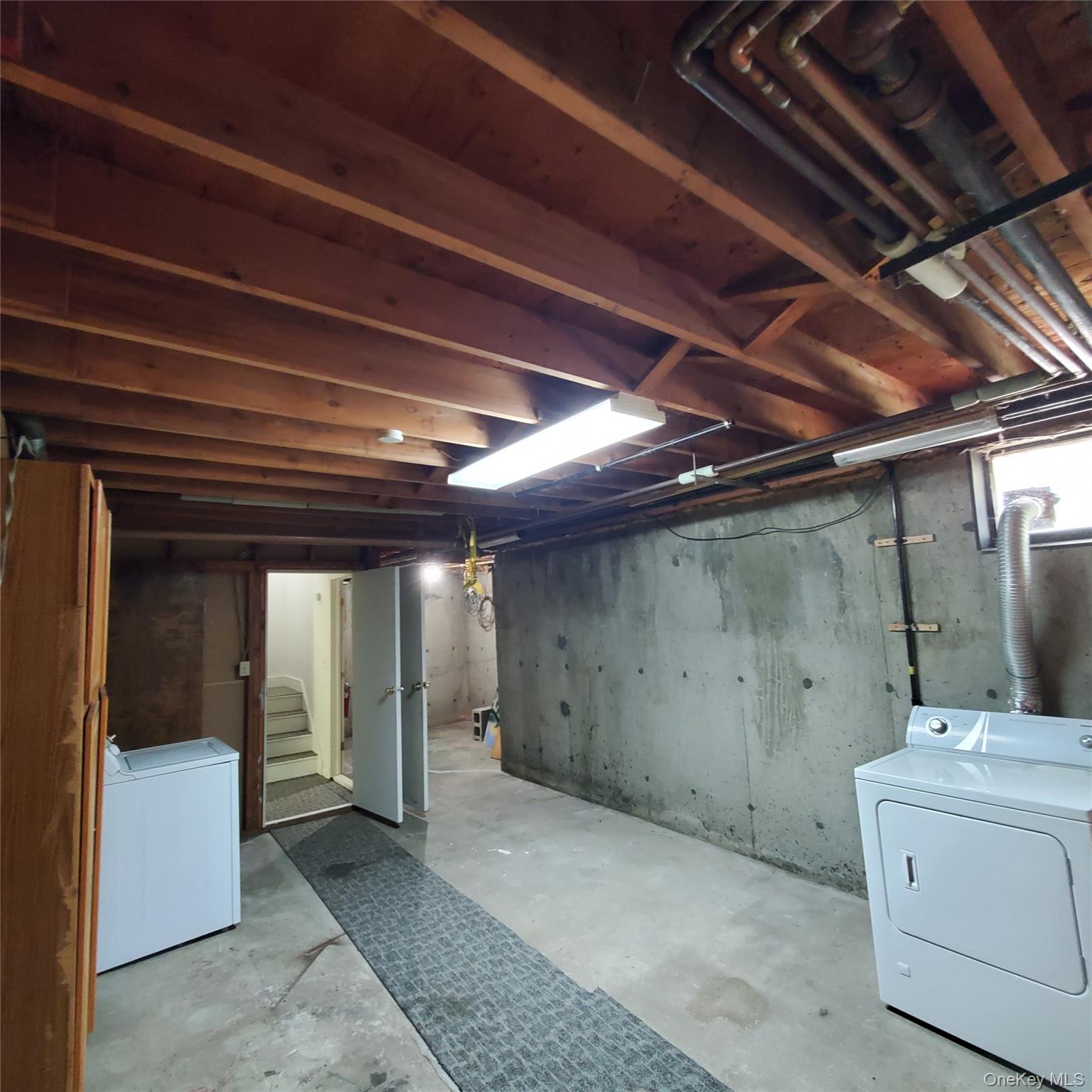 3 Hook Road # 32, Poughkeepsie, NY 12601