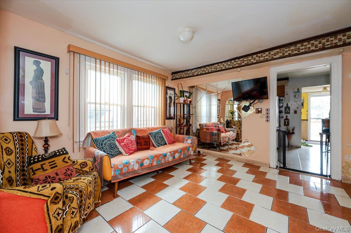 174 Hoffman Avenue, Elmont, NY 11003