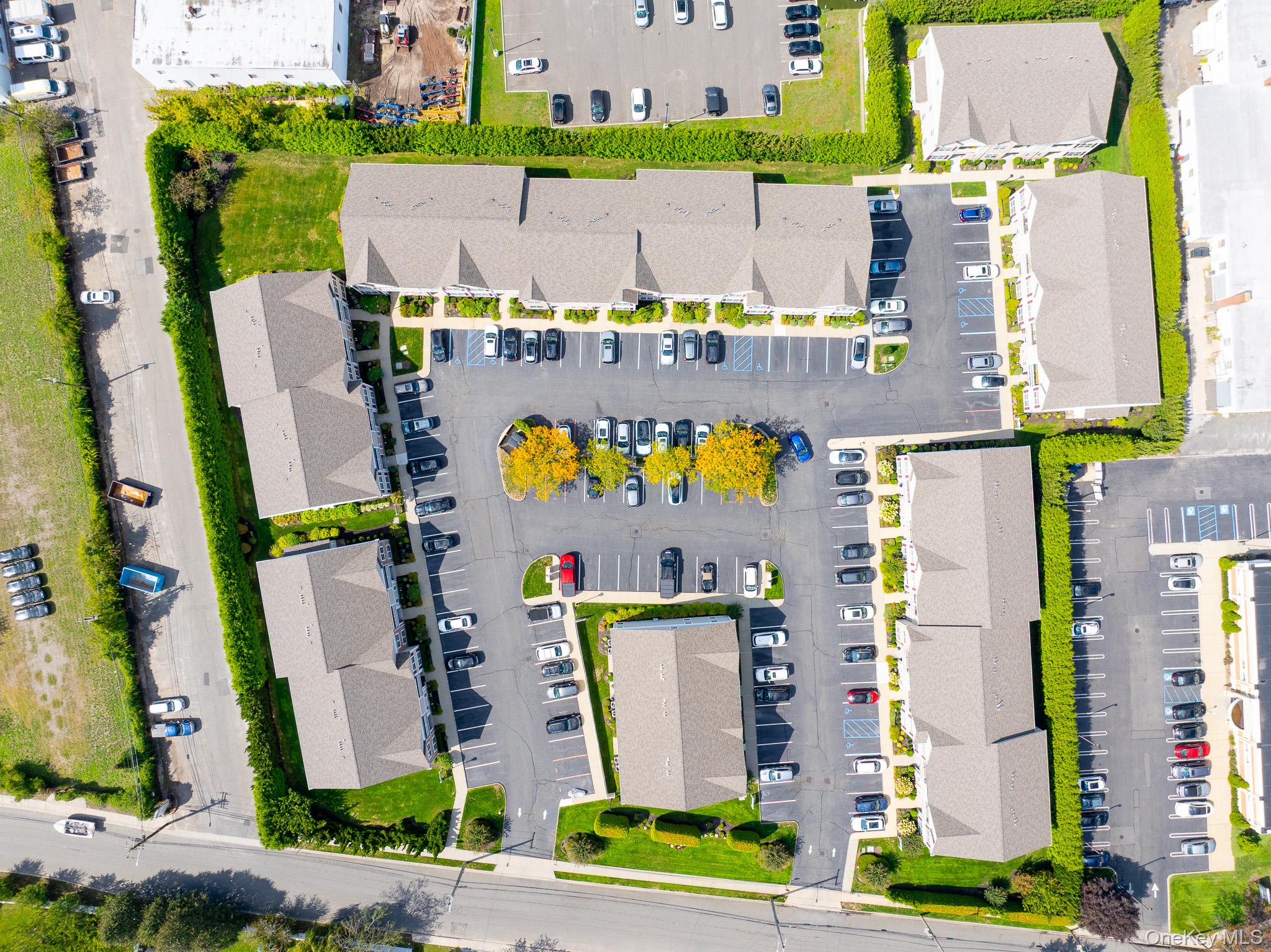 24 Strangford Court, Oceanside, NY 11572