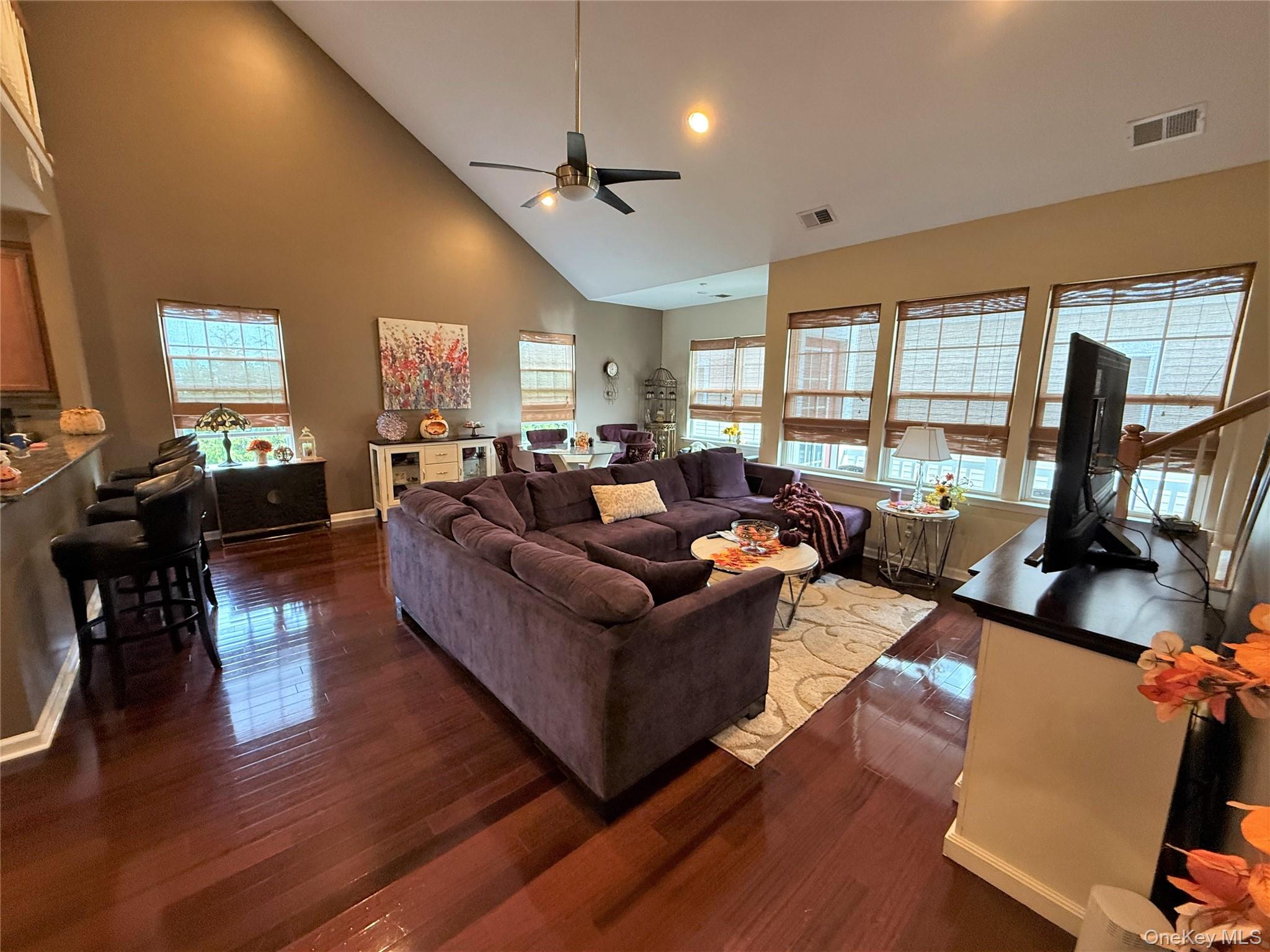 24 Strangford Court, Oceanside, NY 11572