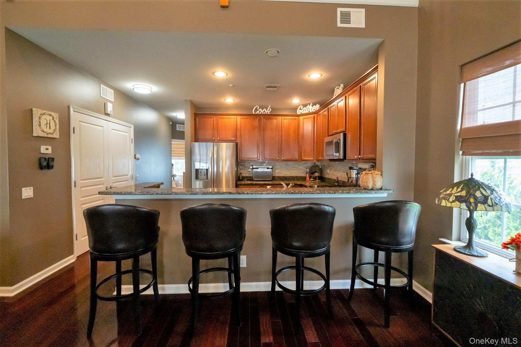 24 Strangford Court, Oceanside, NY 11572