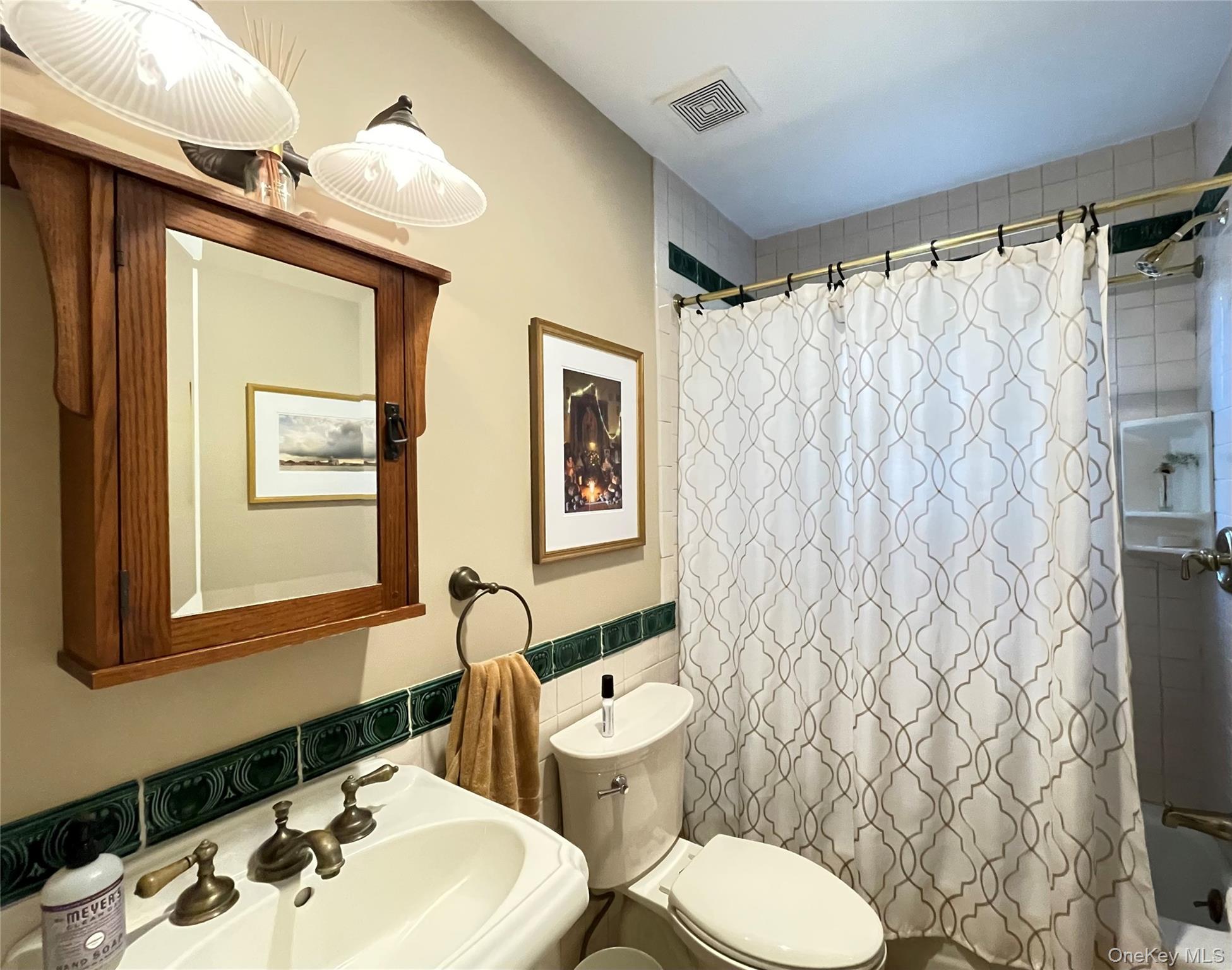 4 Hillside Court, Huntington Bay, NY 11743