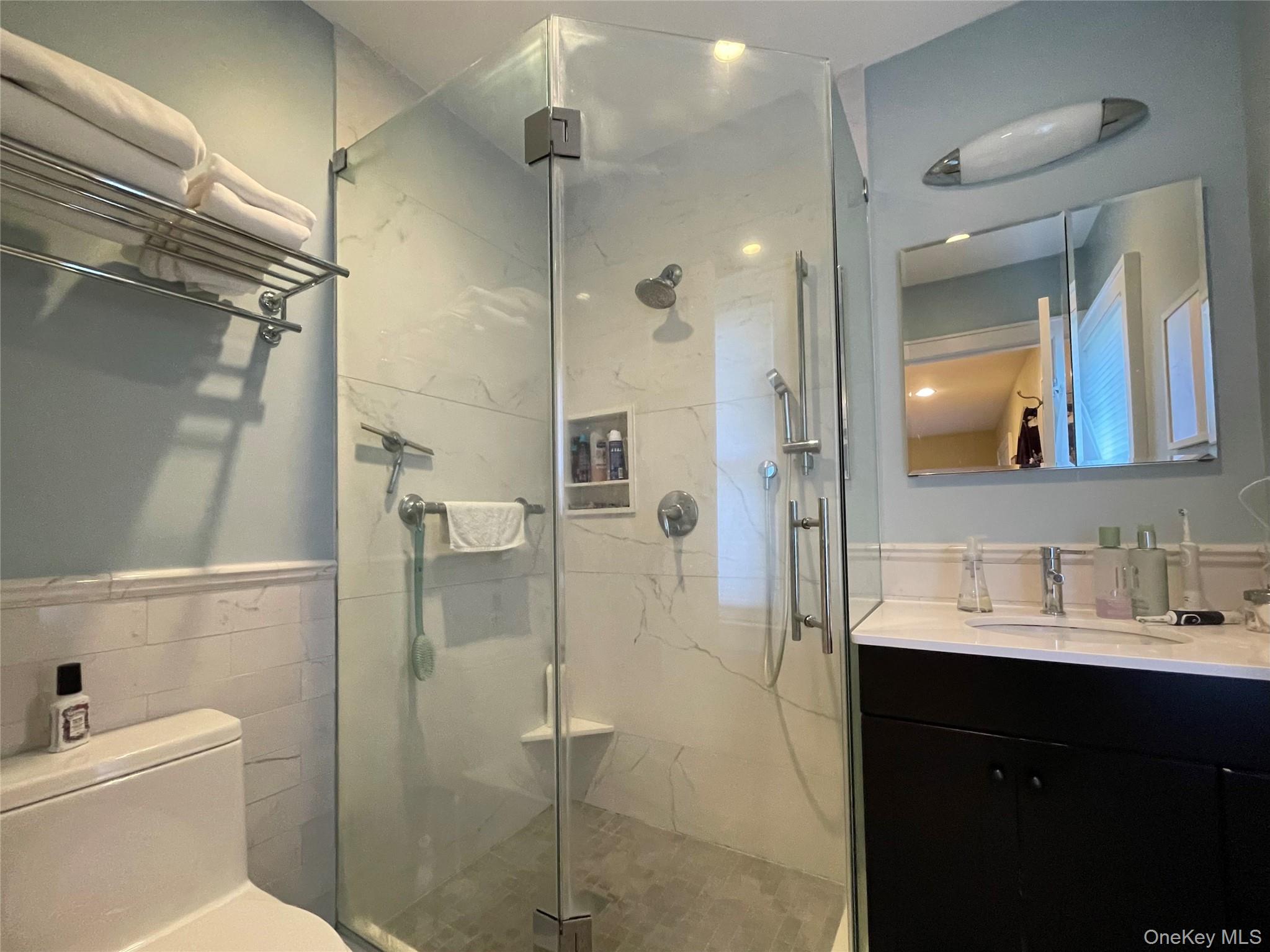 4 Hillside Court, Huntington Bay, NY 11743