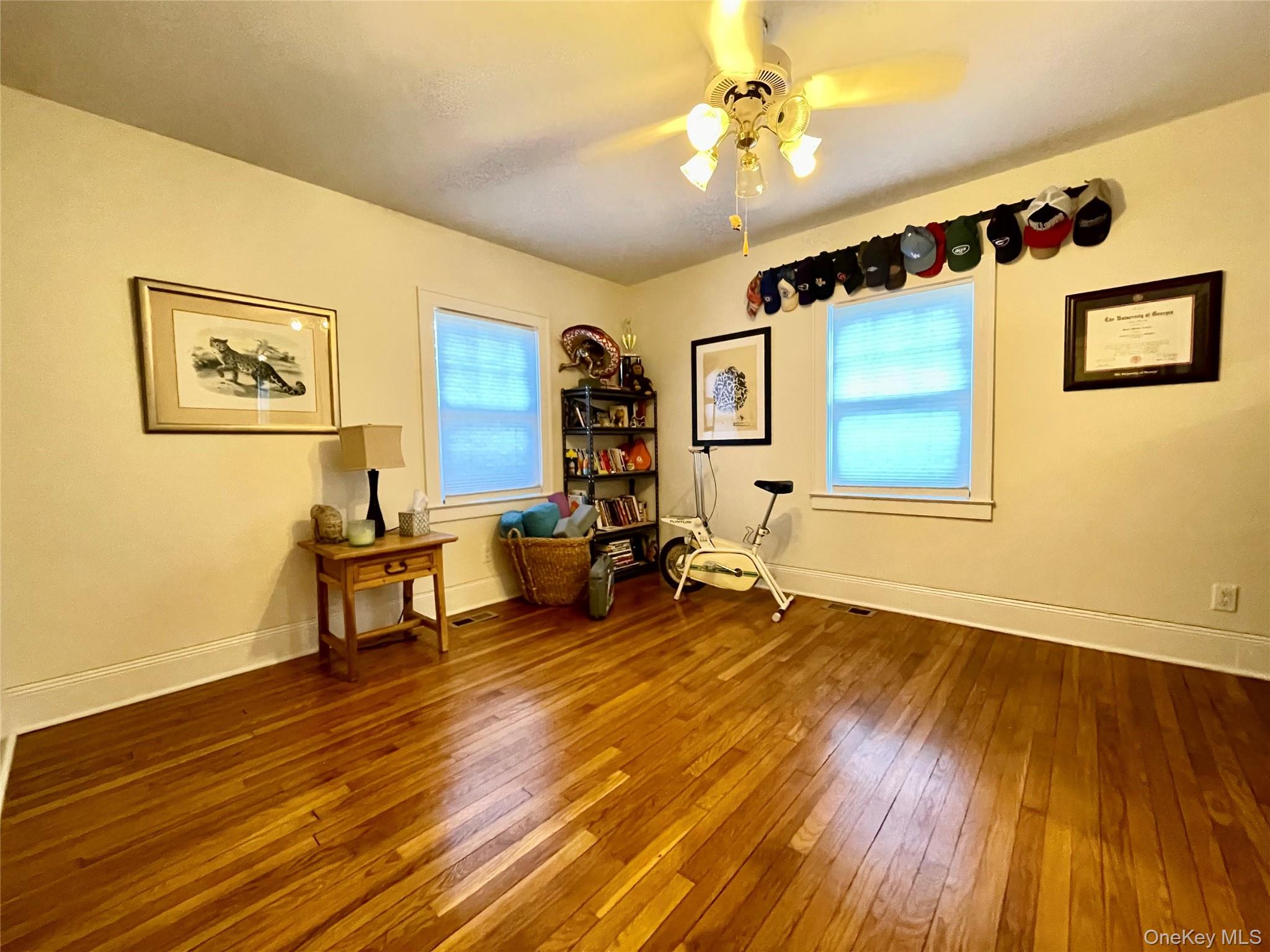 4 Hillside Court, Huntington Bay, NY 11743