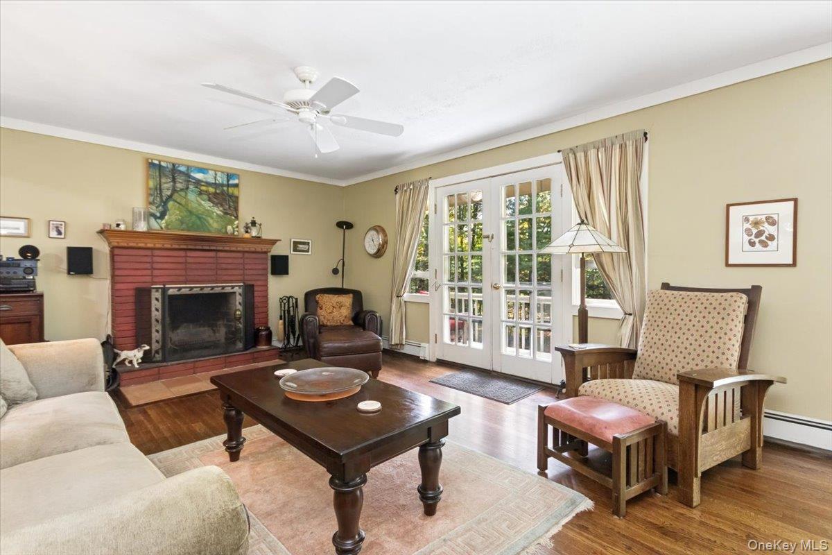 826 Buck Road, Stone Ridge, NY 12484