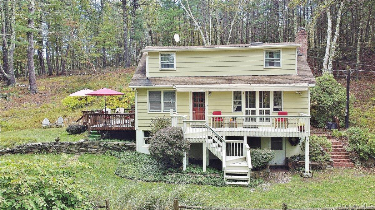 826 Buck Road, Stone Ridge, NY 12484