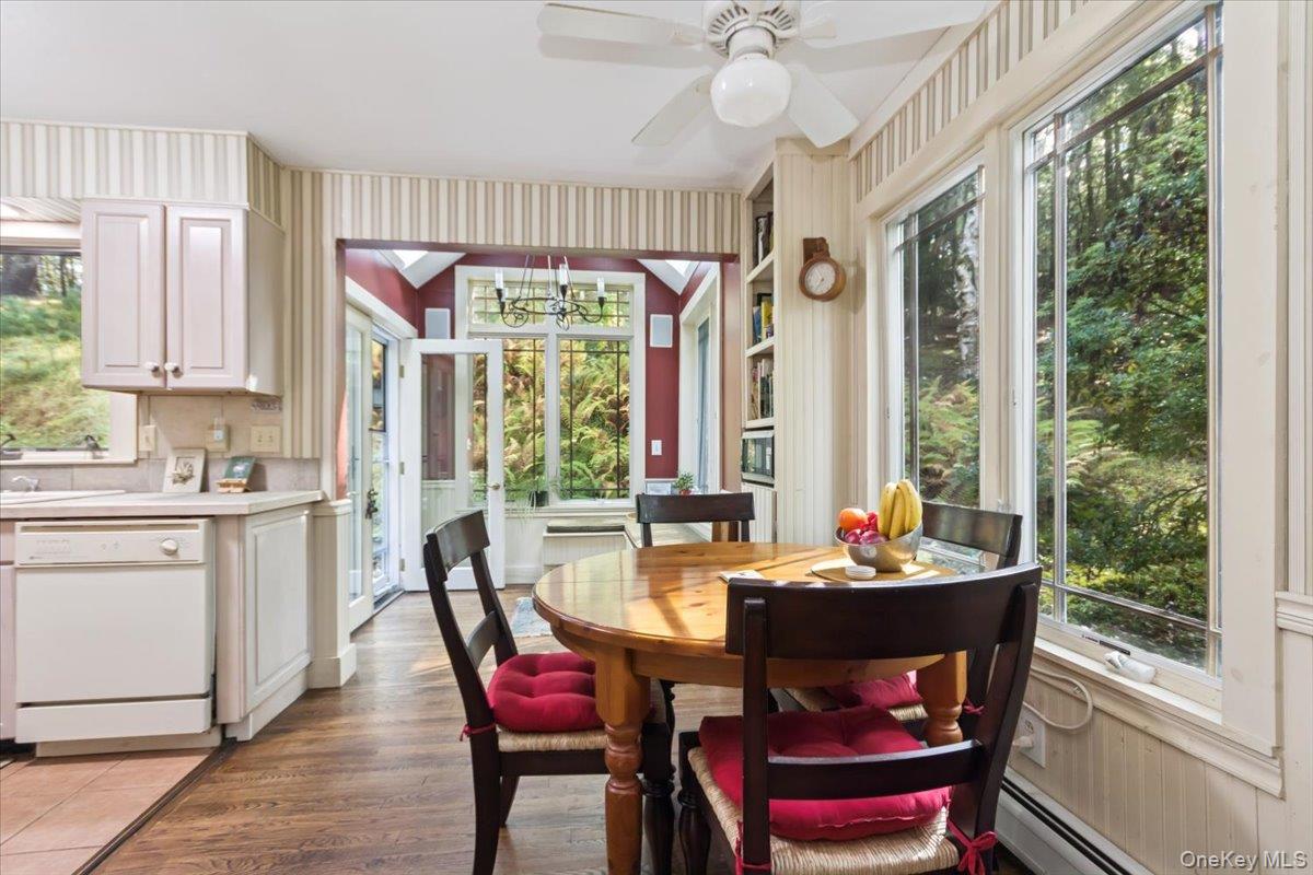 826 Buck Road, Stone Ridge, NY 12484