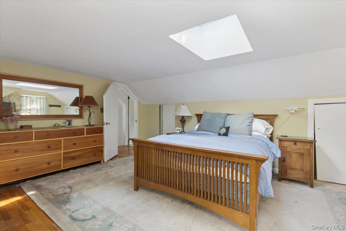 826 Buck Road, Stone Ridge, NY 12484