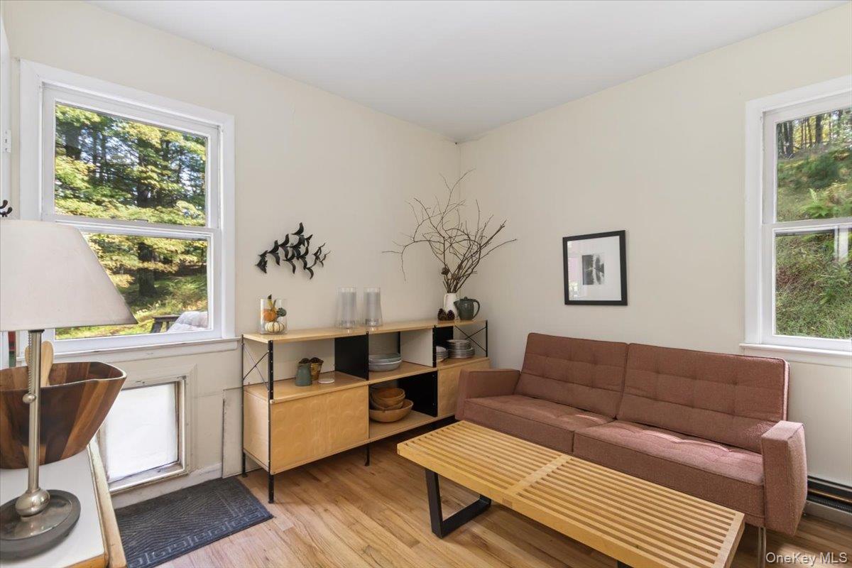 826 Buck Road, Stone Ridge, NY 12484