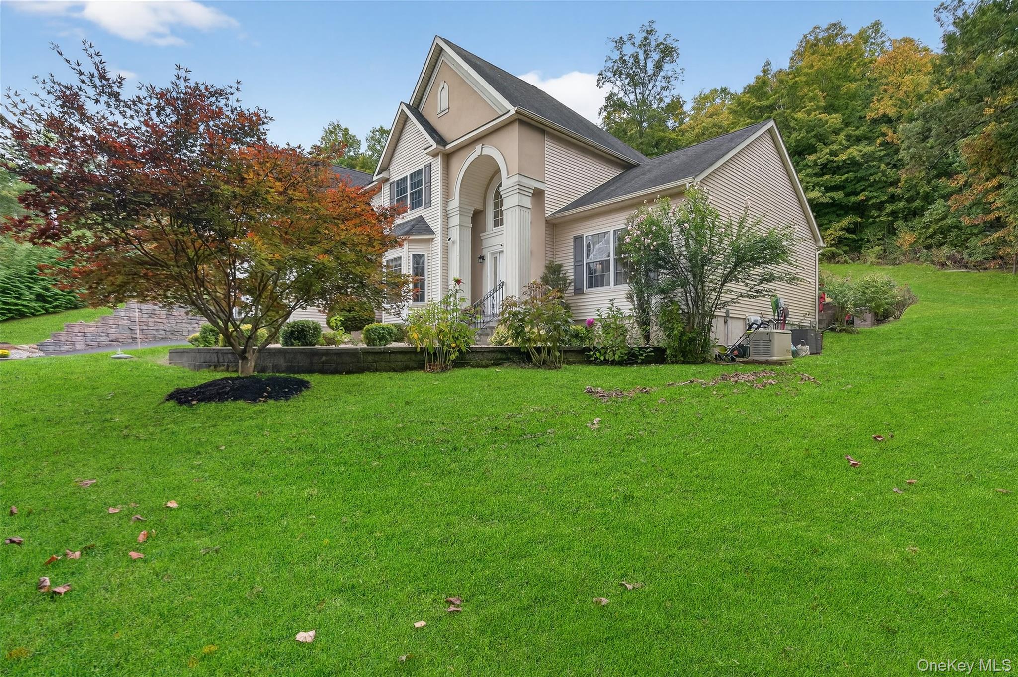 2 Pond Ridge Crossing, Newburgh, NY 12550