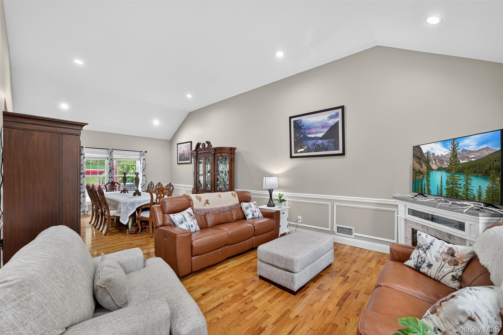 2 Pond Ridge Crossing, Newburgh, NY 12550