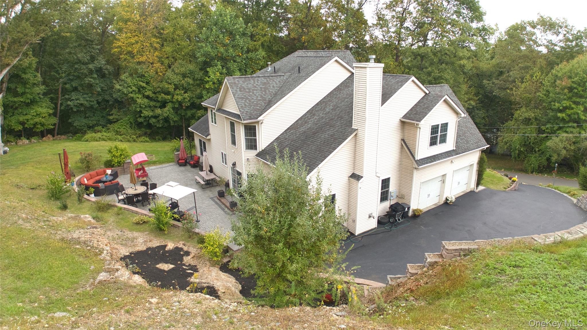 2 Pond Ridge Crossing, Newburgh, NY 12550