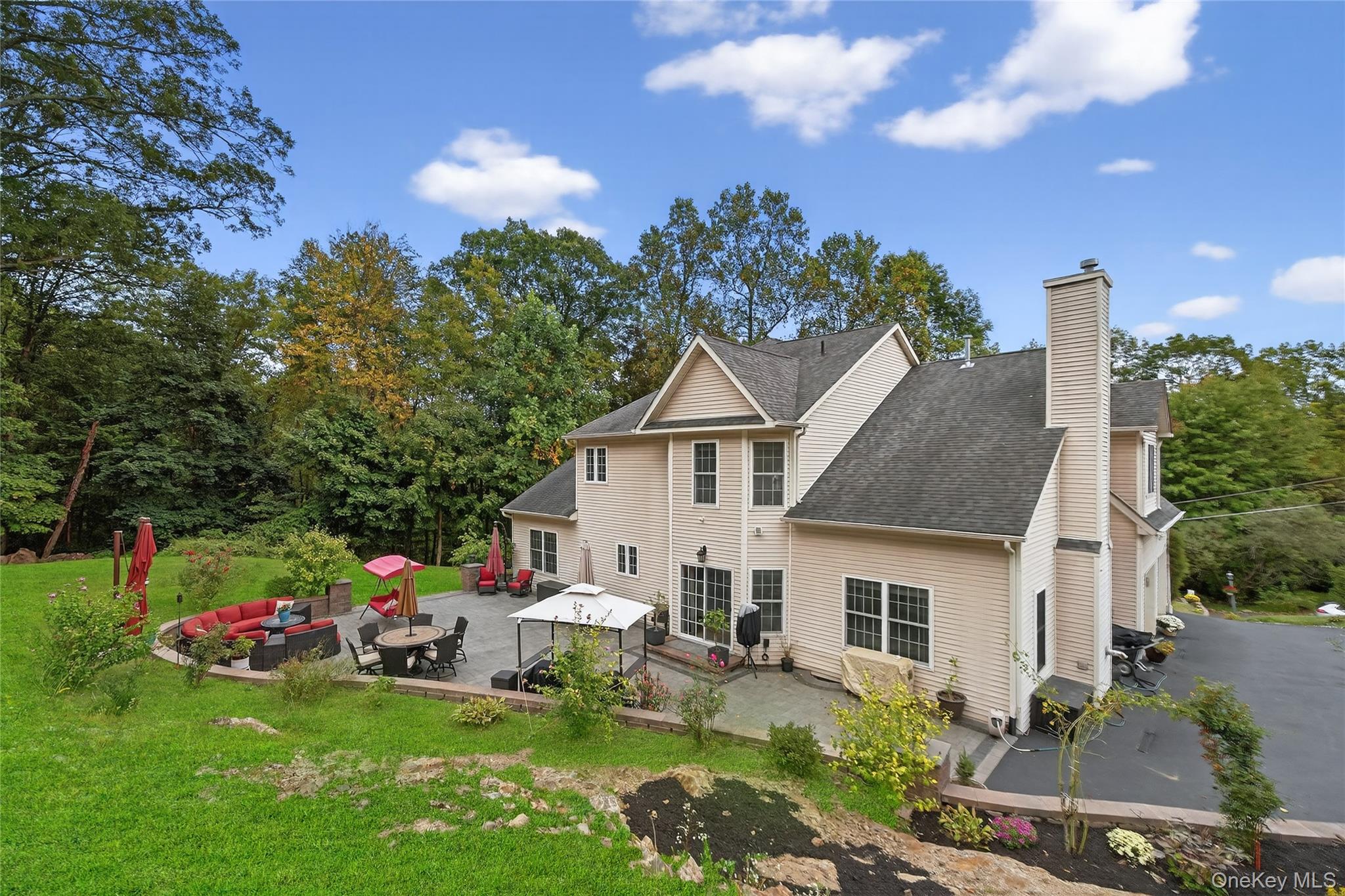 2 Pond Ridge Crossing, Newburgh, NY 12550