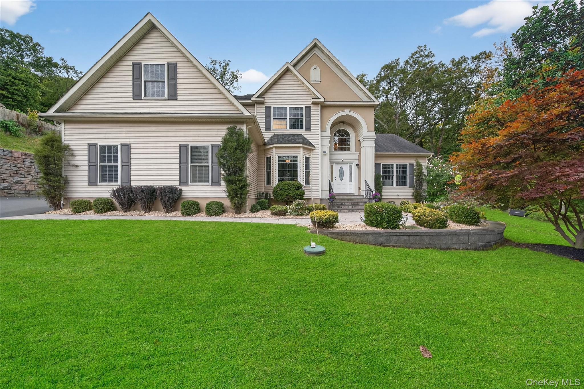 2 Pond Ridge Crossing, Newburgh, NY 12550