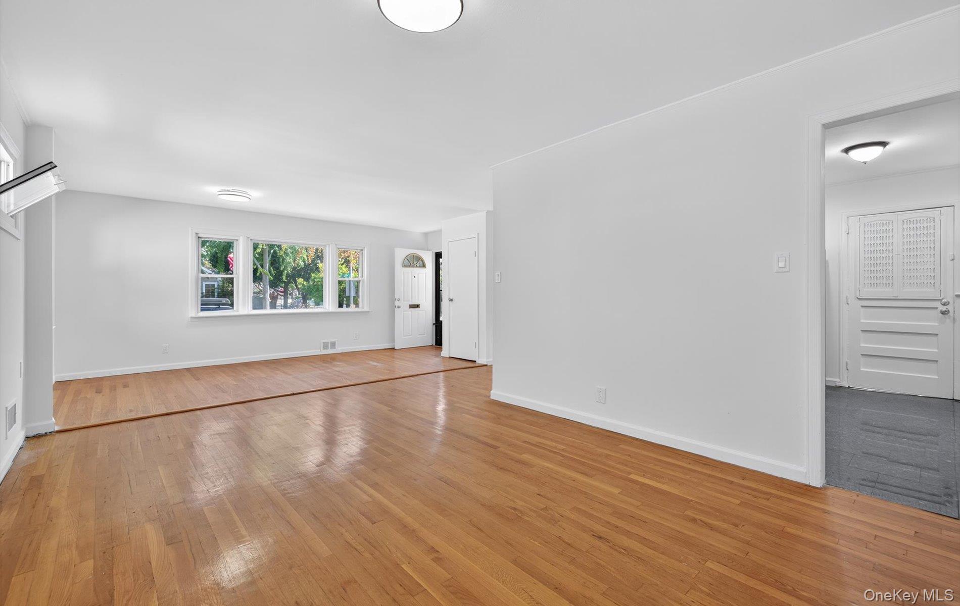 80-64 266th Street, Glen Oaks, NY 11004