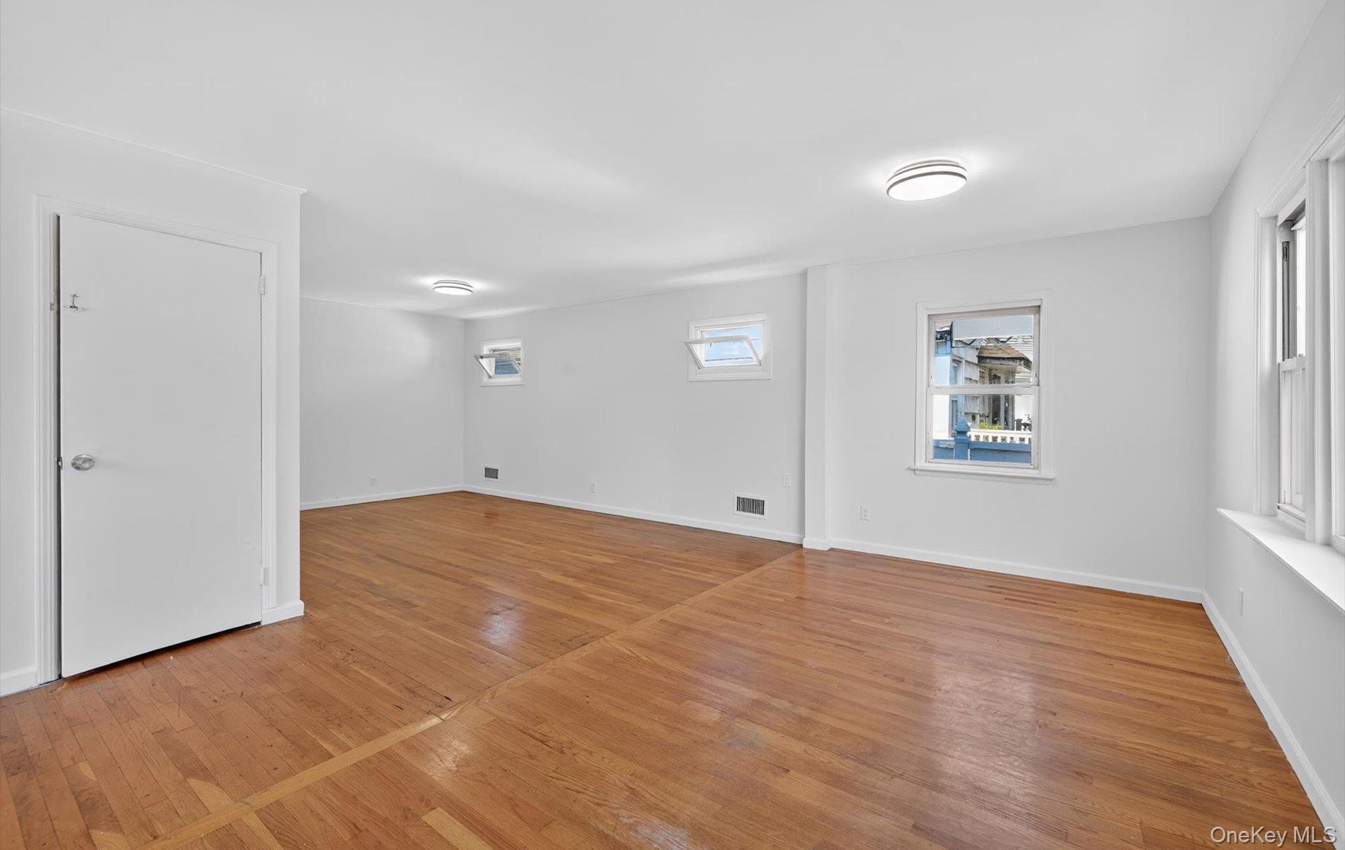 80-64 266th Street, Glen Oaks, NY 11004