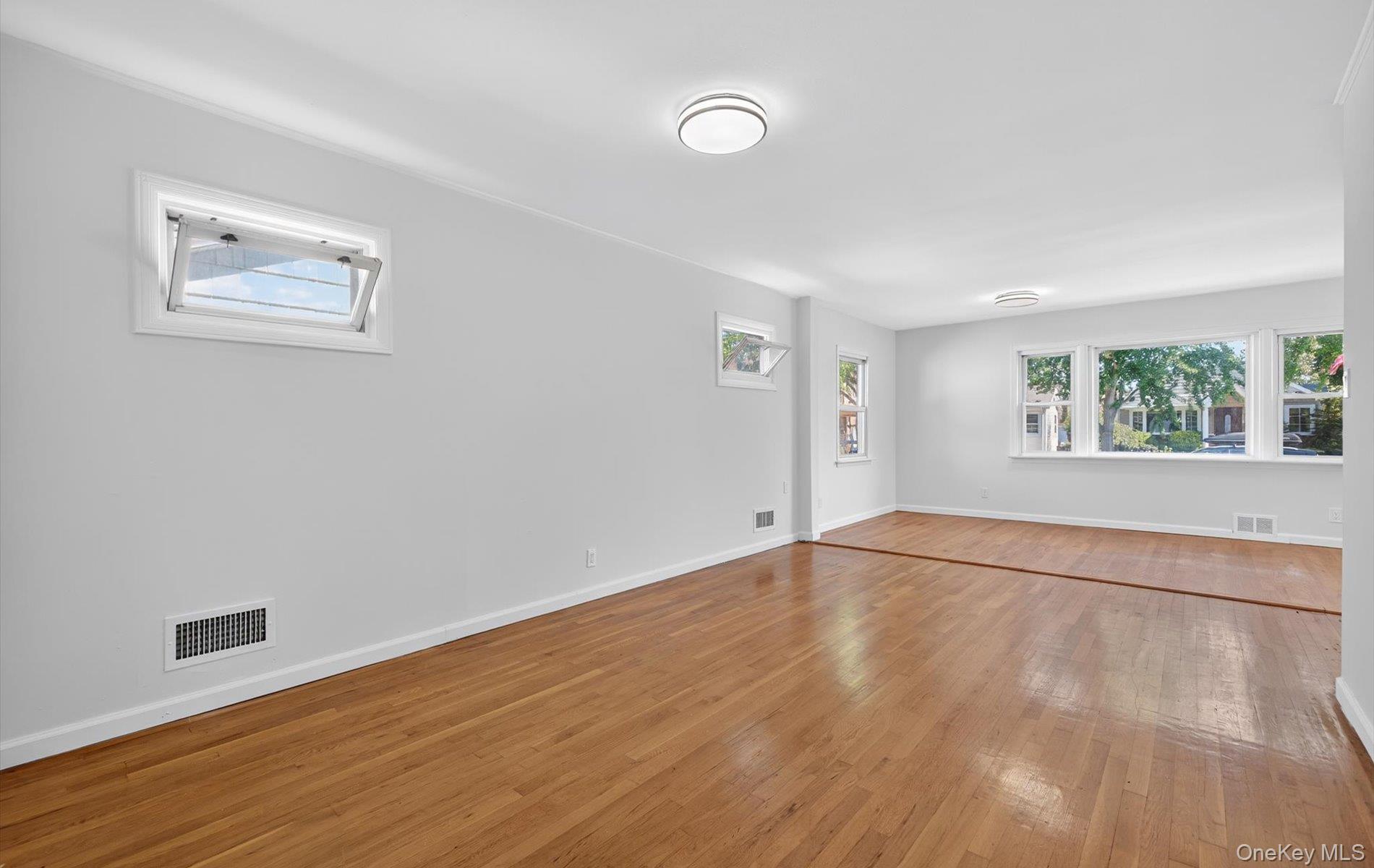 80-64 266th Street, Glen Oaks, NY 11004