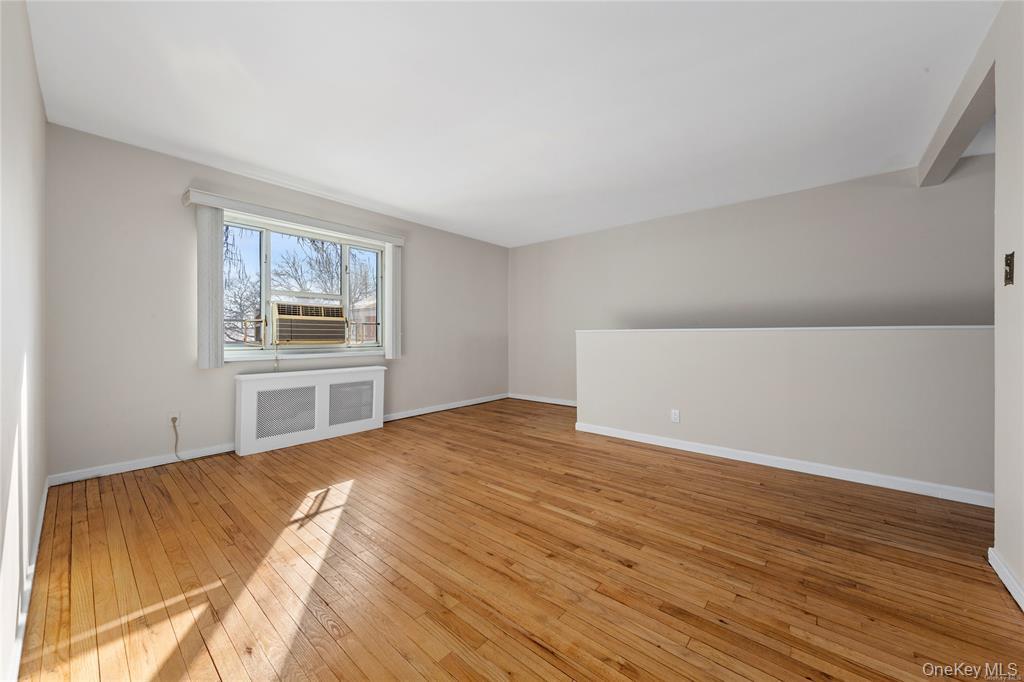 220-06 Stronghurst Avenue # Upper, Queens Village, NY 11427