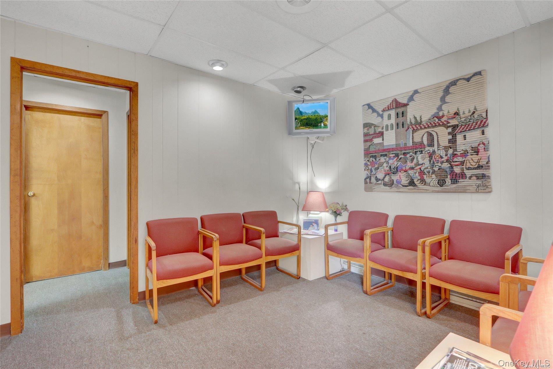 454 Deer Park Avenue, Babylon, NY 11702