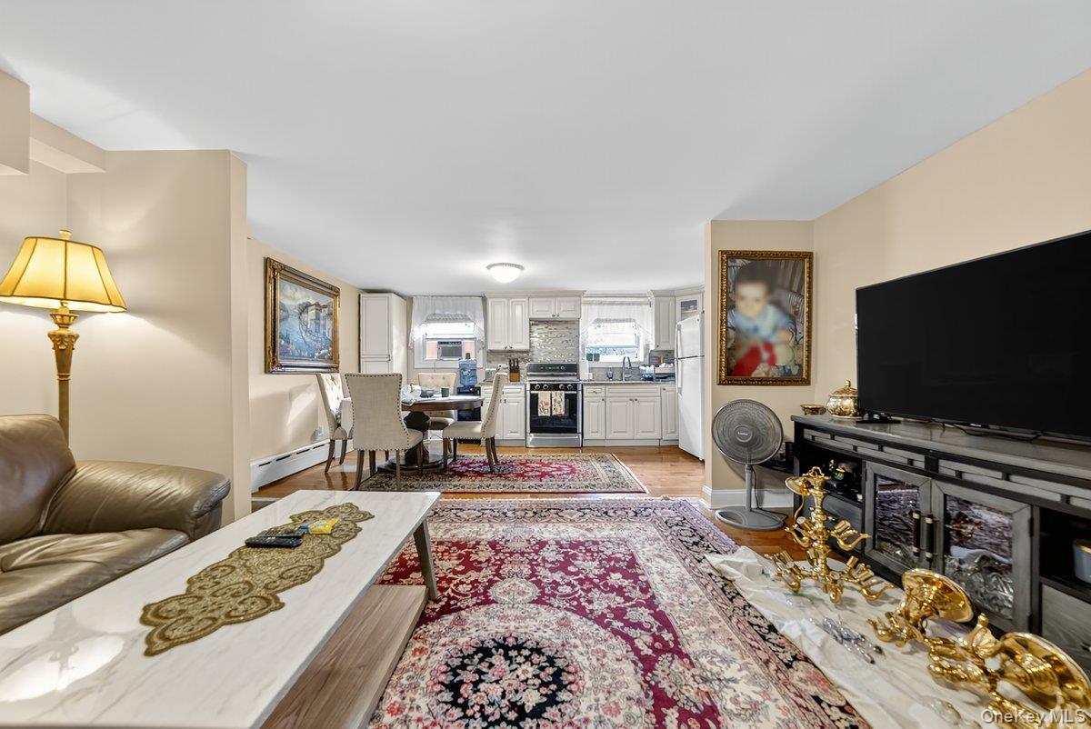 20 Ashford Place, Yonkers, NY 10701