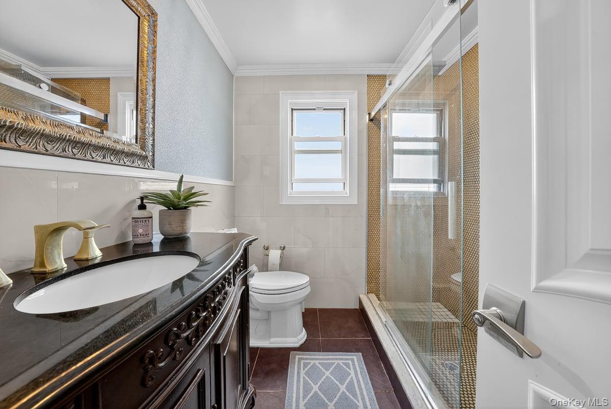 20 Ashford Place, Yonkers, NY 10701