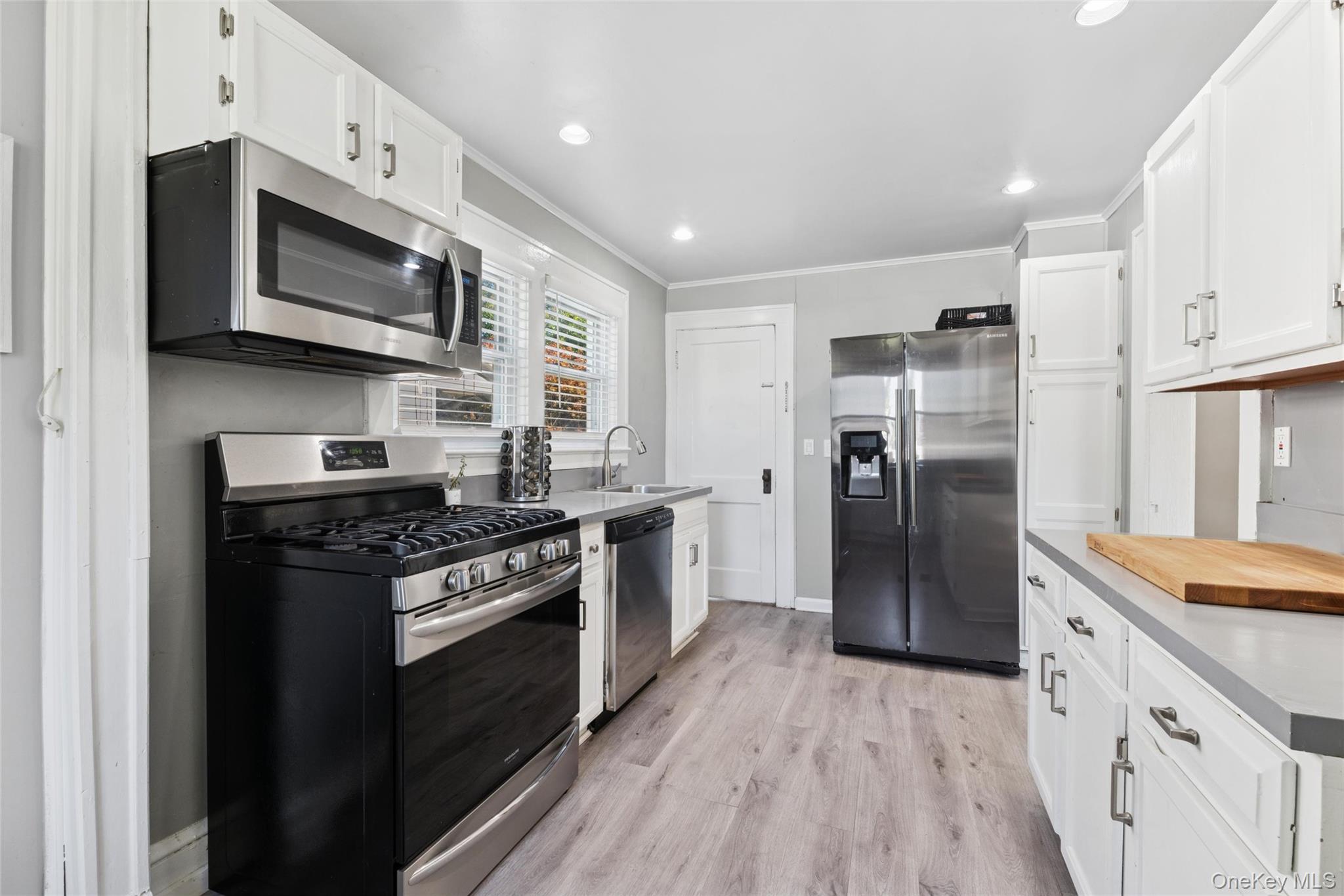 906 Ardmore Place, Bellmore, NY 11710