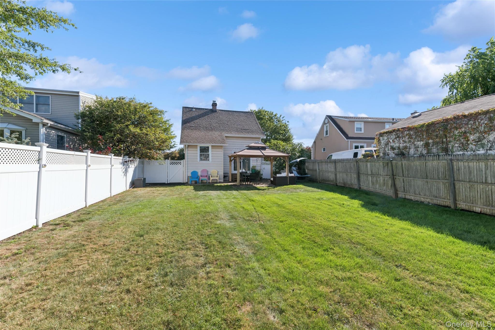 906 Ardmore Place, Bellmore, NY 11710