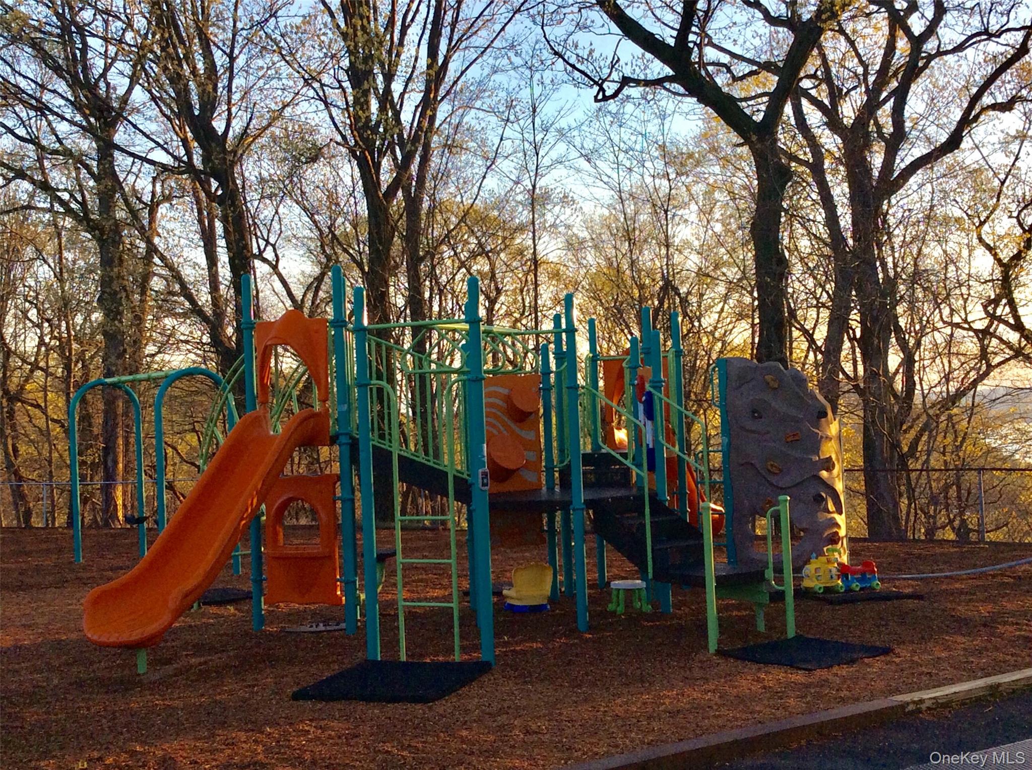 614 Sierra Vista Lane, Valley Cottage, NY 10989