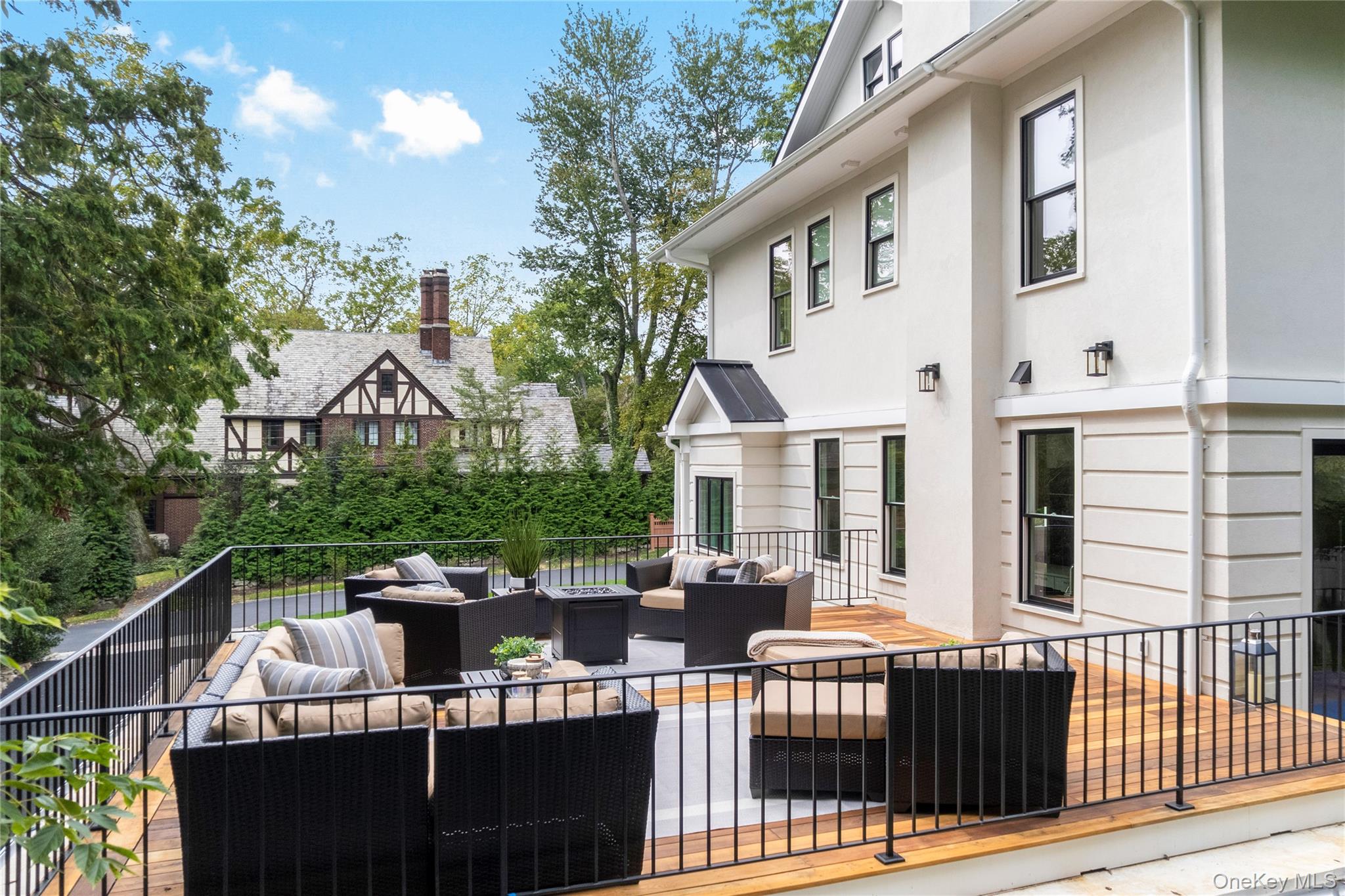 3 Overdale Road, Rye, NY 10580