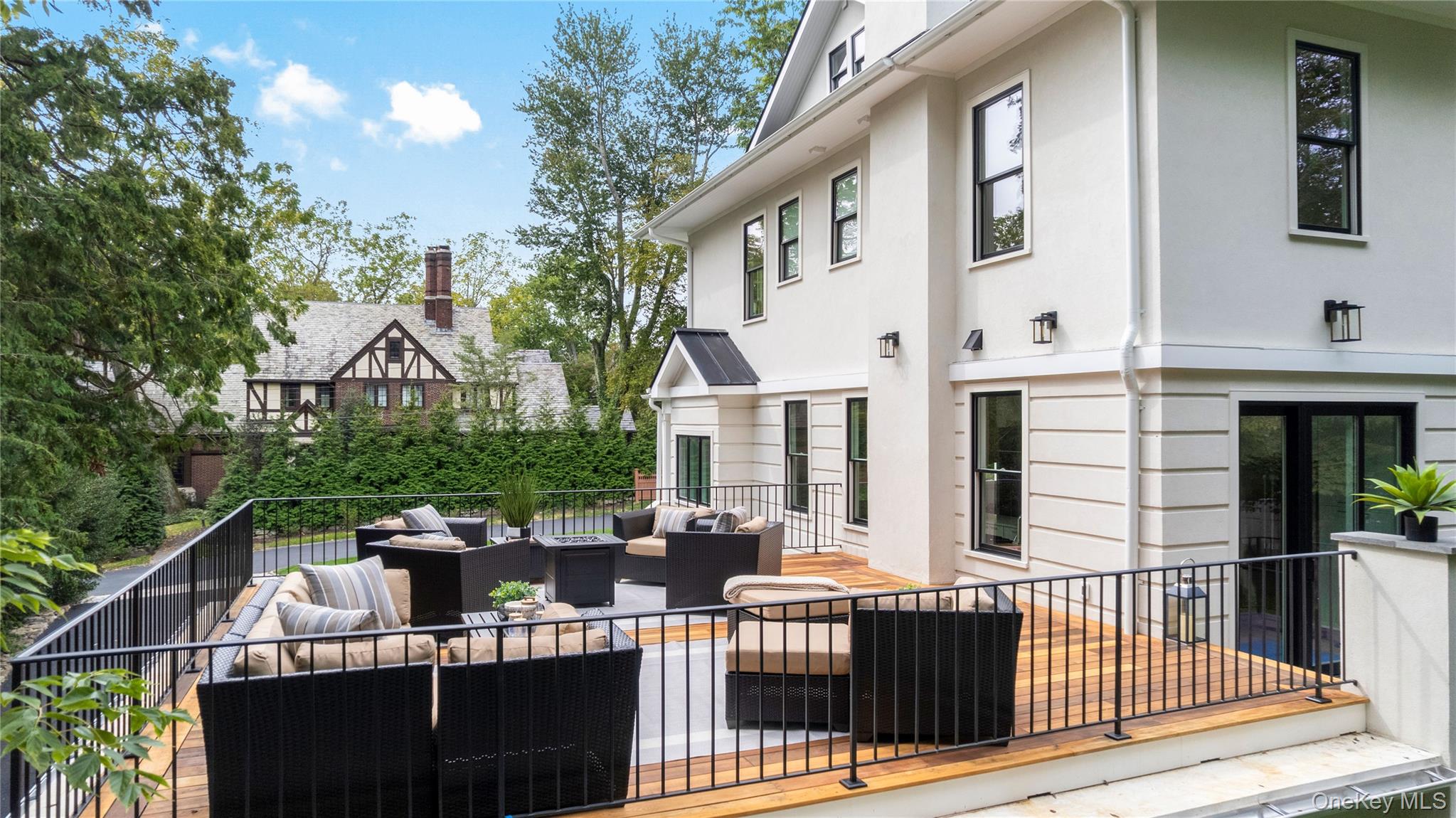 3 Overdale Road, Rye, NY 10580