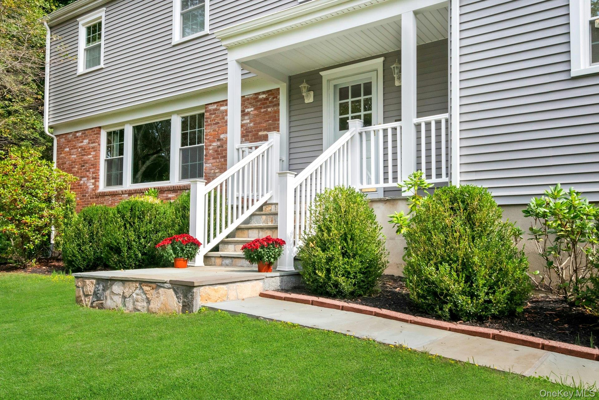 320 Cedar Drive W, Briarcliff Manor, NY 10510