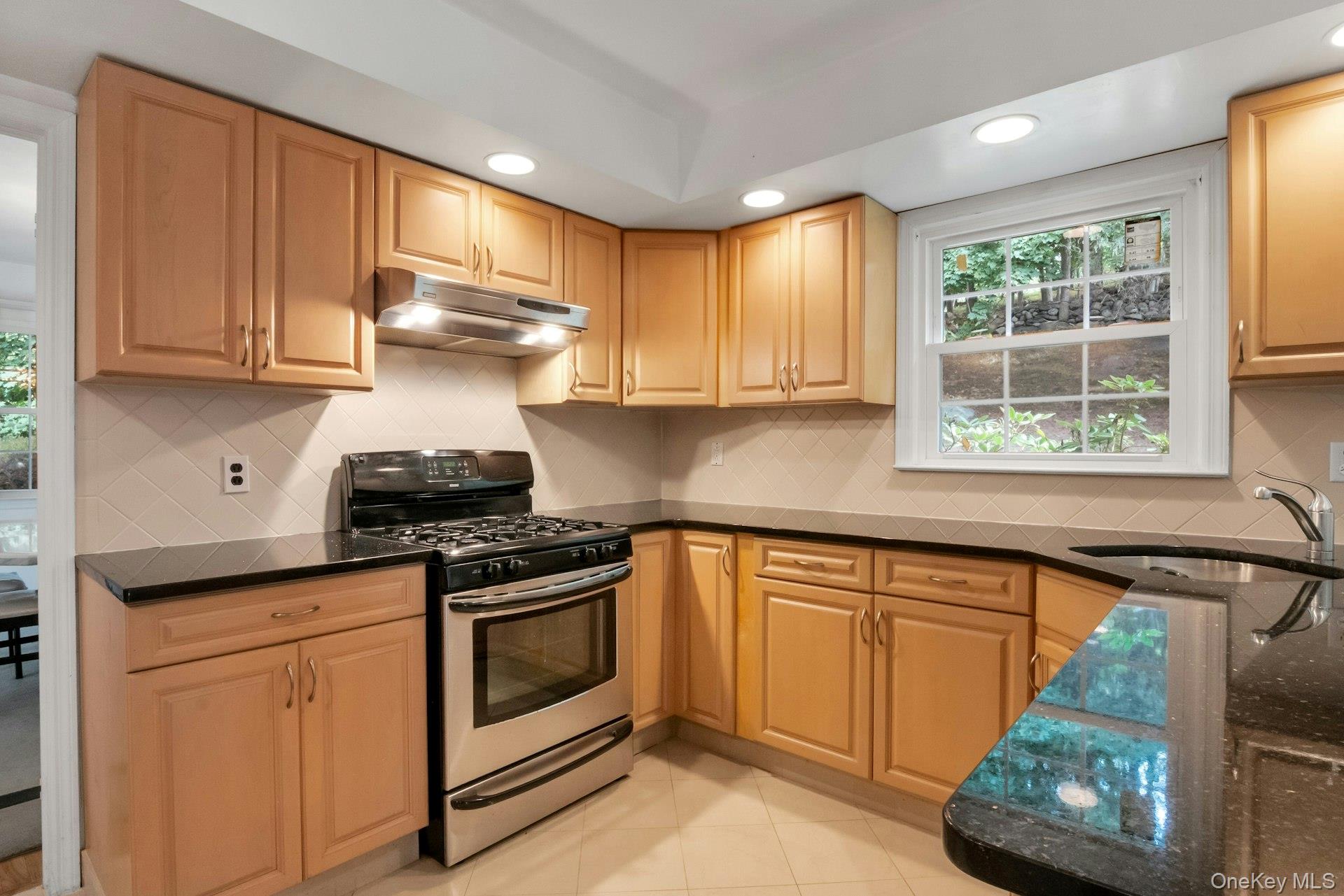 320 Cedar Drive W, Briarcliff Manor, NY 10510