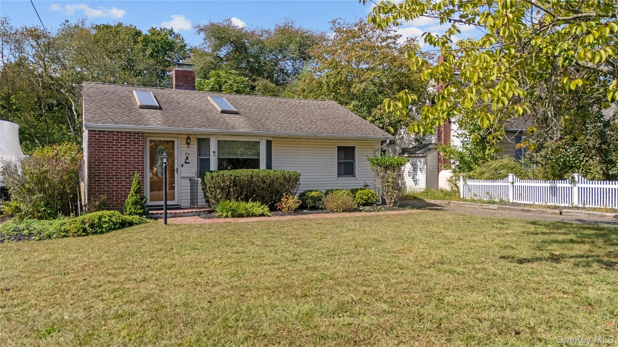 30 Thorburn Avenue, Patchogue, NY 11772