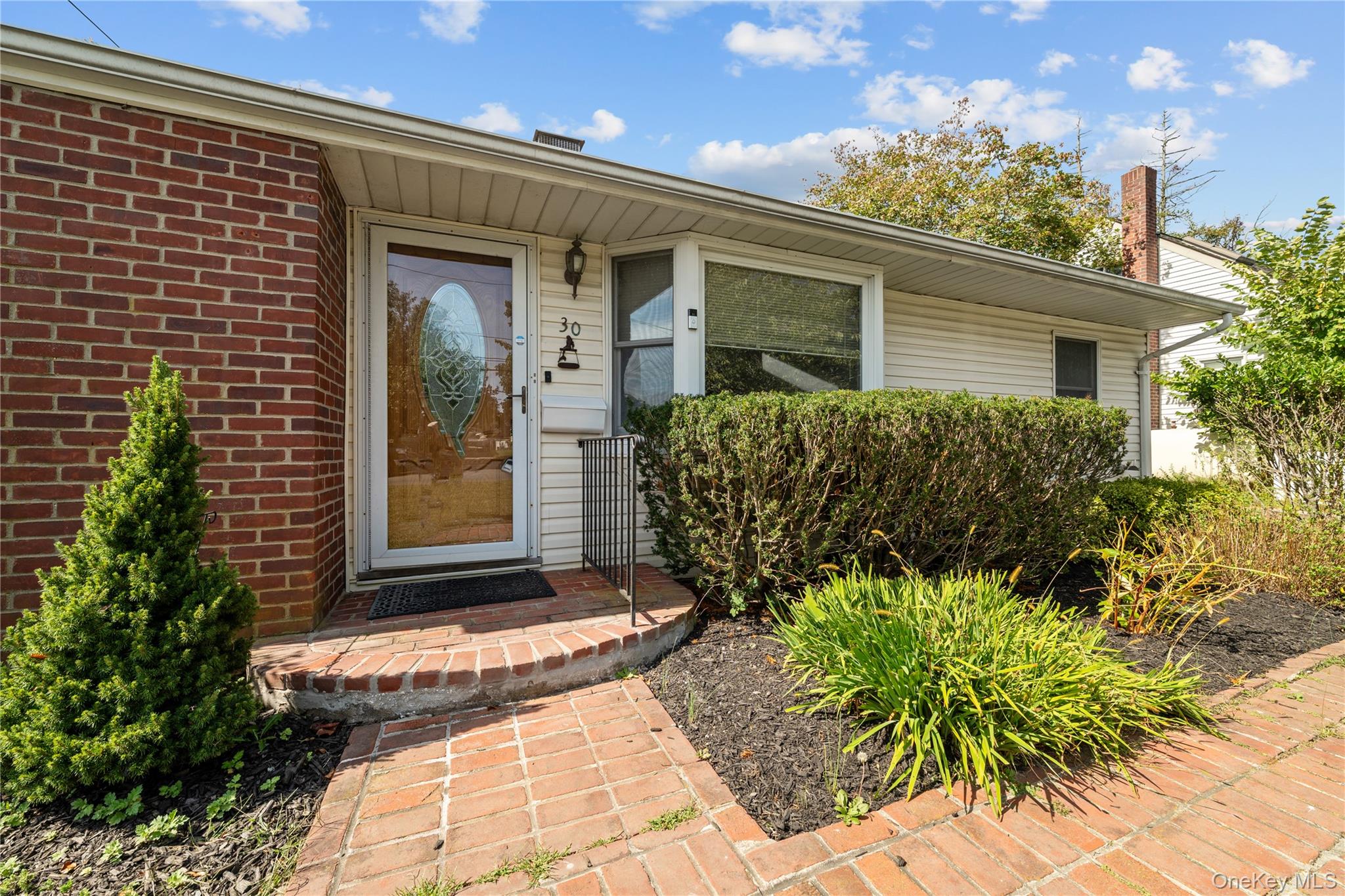 30 Thorburn Avenue, Patchogue, NY 11772