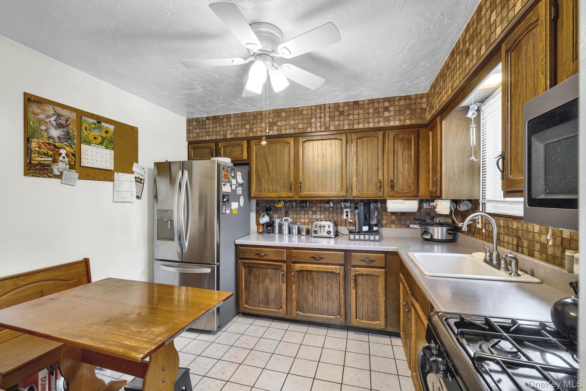 3 Shelley Road, Poughkeepsie, NY 12603