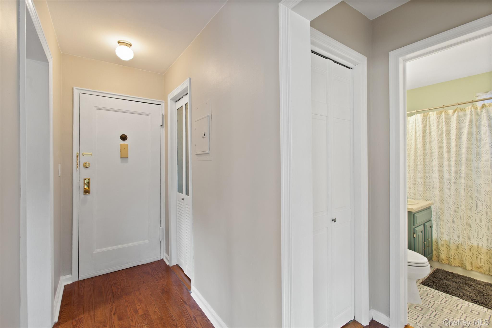 320 S Broadway # R12, Tarrytown, NY 10591