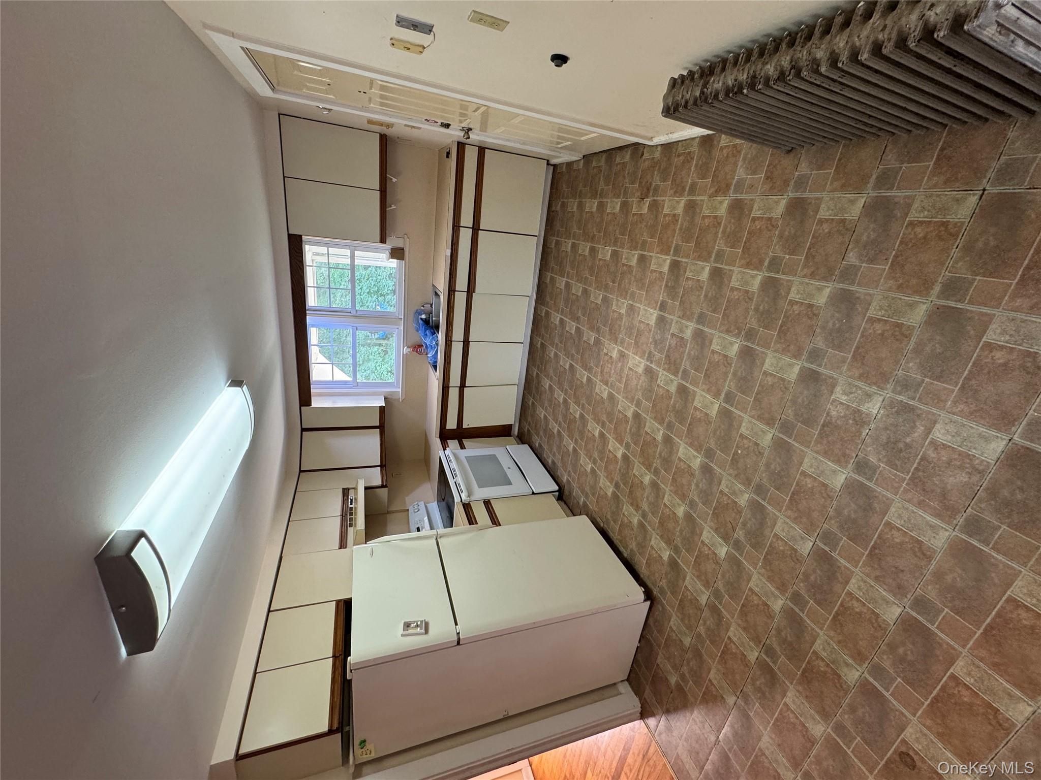 560 State Route 44 55 # D, Highland, NY 12528