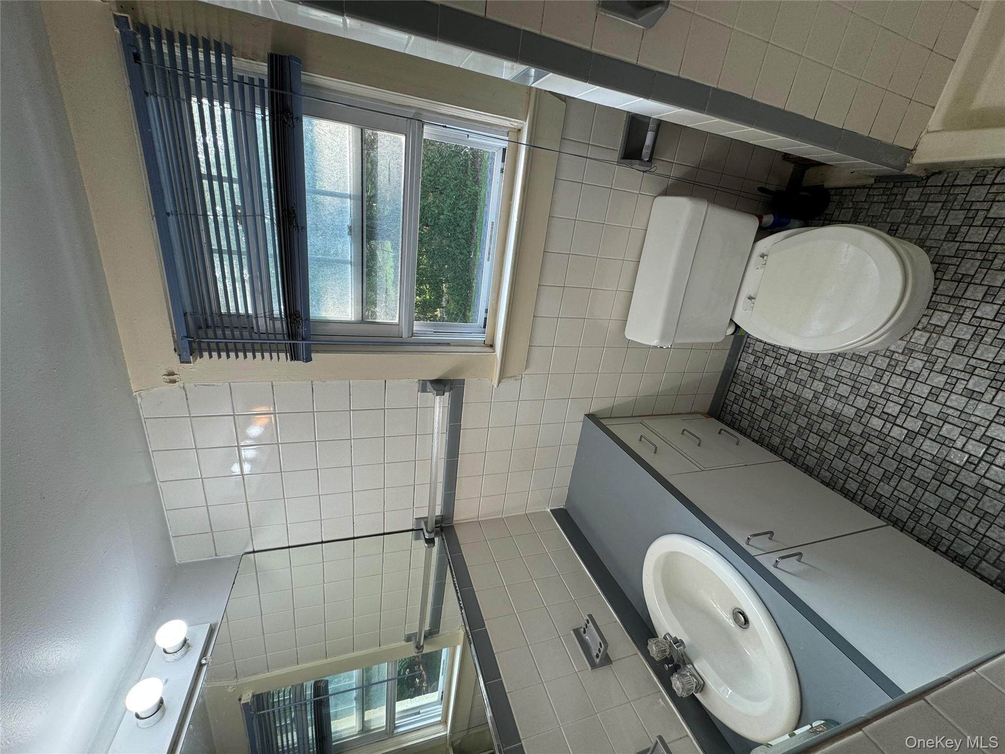 560 State Route 44 55 # D, Highland, NY 12528