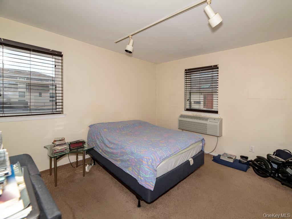 1337 Broadway # L10, Hewlett, NY 11557