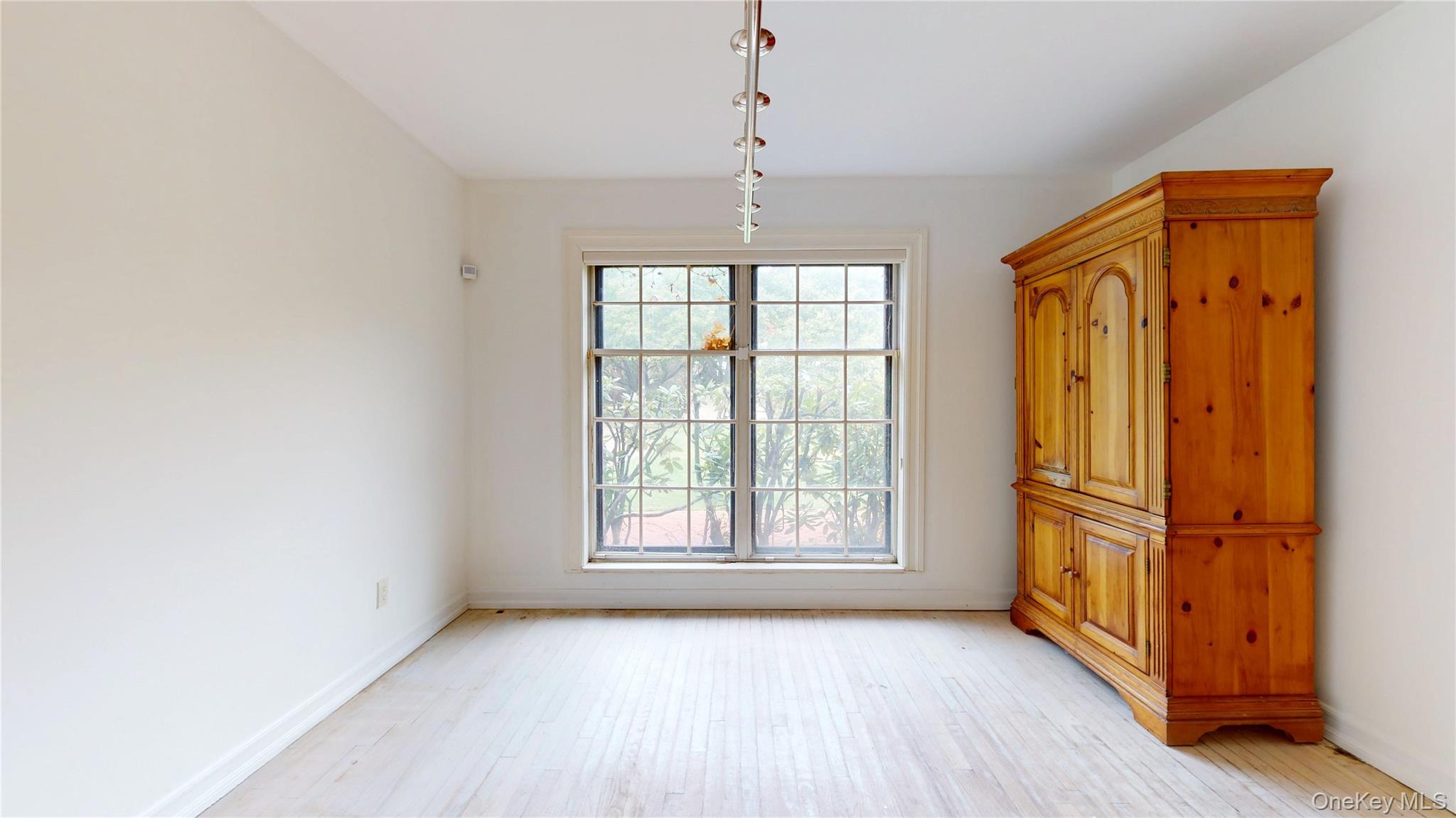 40 Nidzyn Avenue, Remsenburg, NY 11960