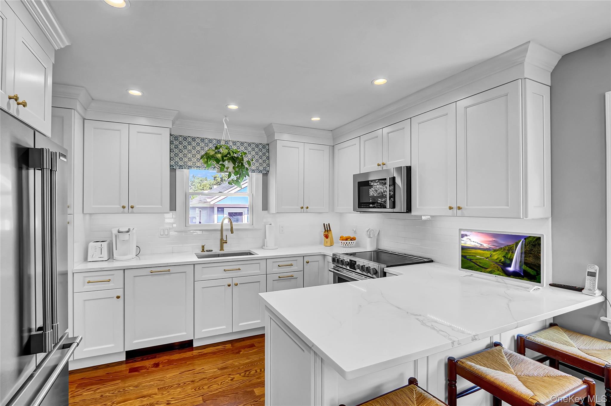 515 Chelsea Road, Oceanside, NY 11572