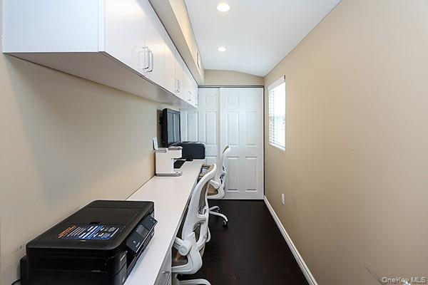 956 Hancock Avenue, Franklin Square, NY 11010