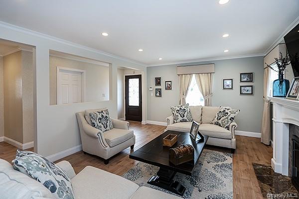 956 Hancock Avenue, Franklin Square, NY 11010