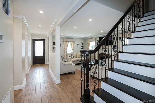 956 Hancock Avenue, Franklin Square, NY 11010