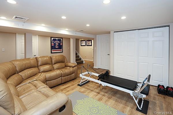 956 Hancock Avenue, Franklin Square, NY 11010