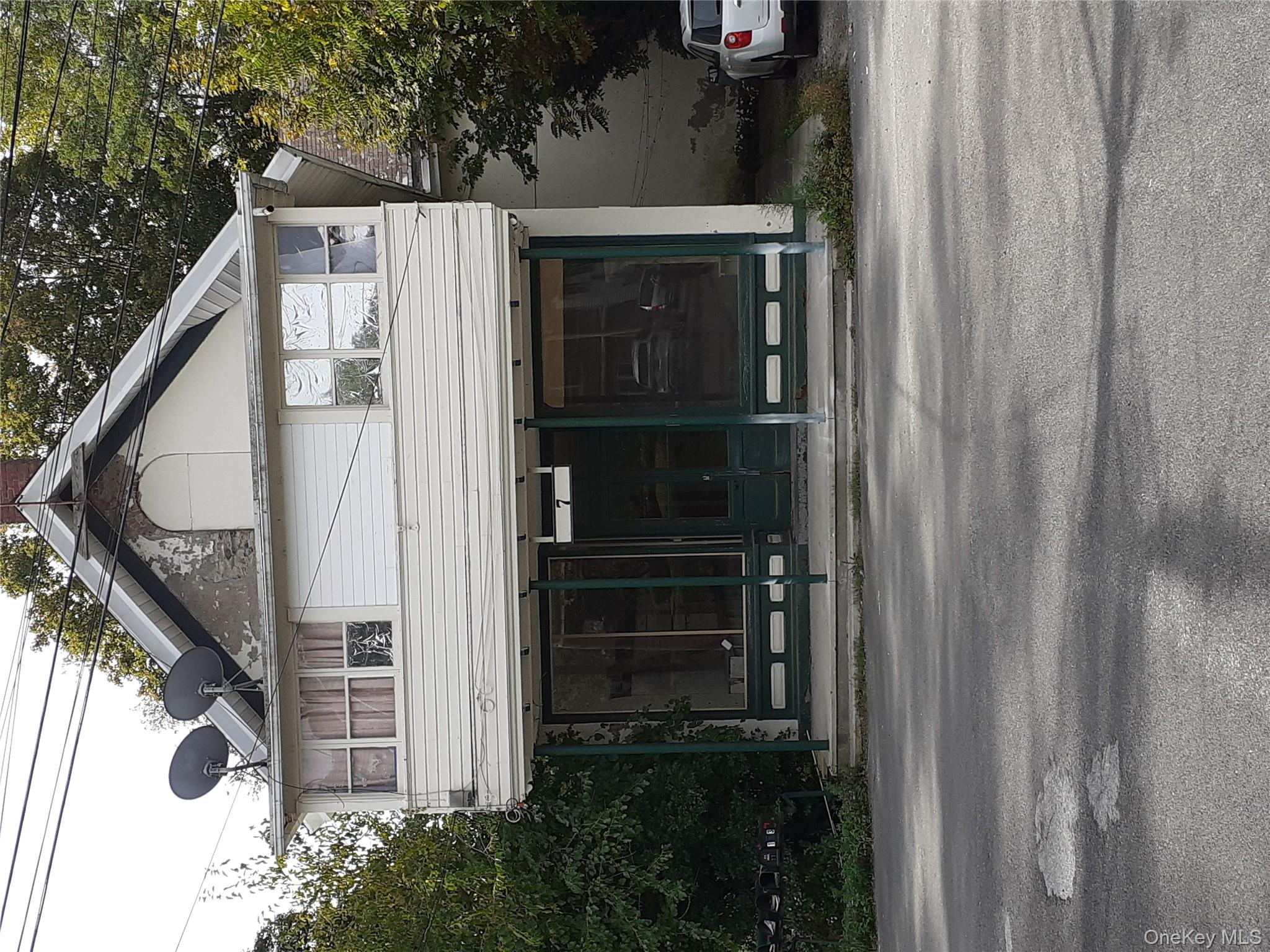 1 Sackett Square, Chester, NY 10918