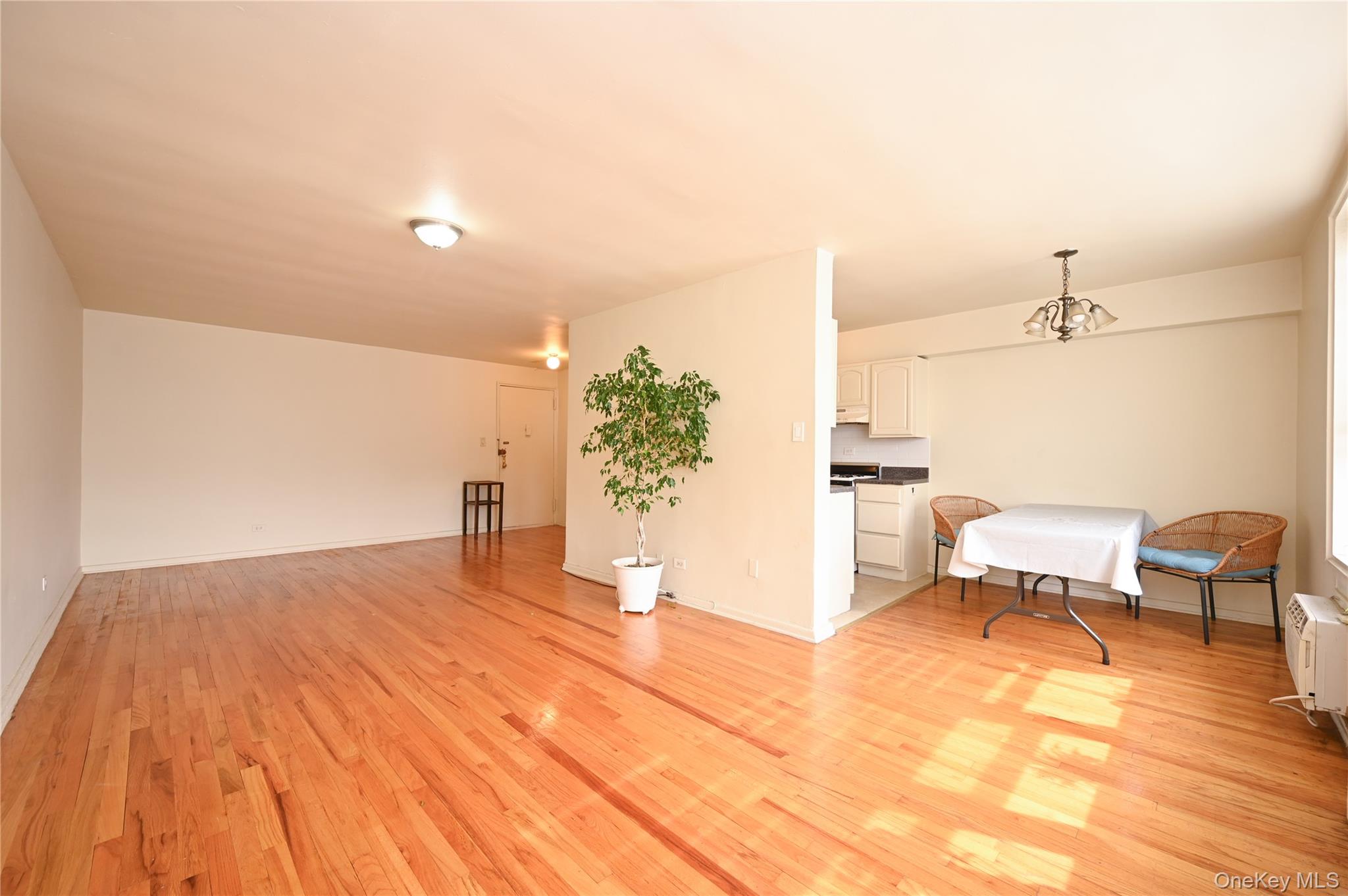 34-25 150th Place # 2C, Flushing, NY 11354