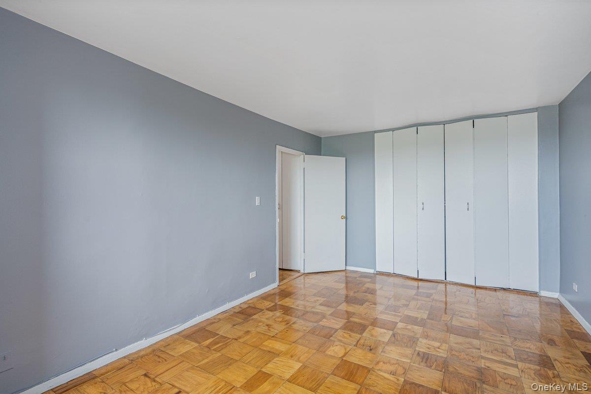 61-20 Grand Central Parkway # A902, Forest Hills, NY 11375