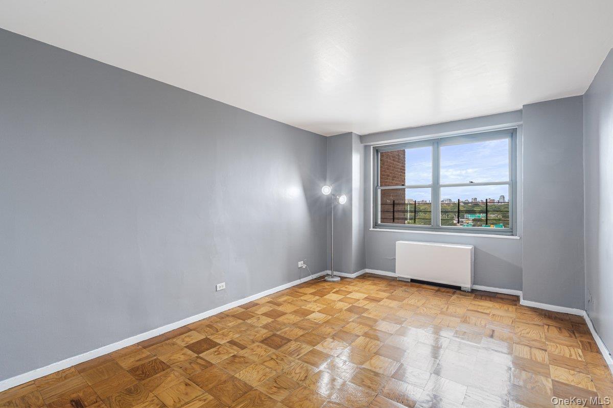 61-20 Grand Central Parkway # A902, Forest Hills, NY 11375